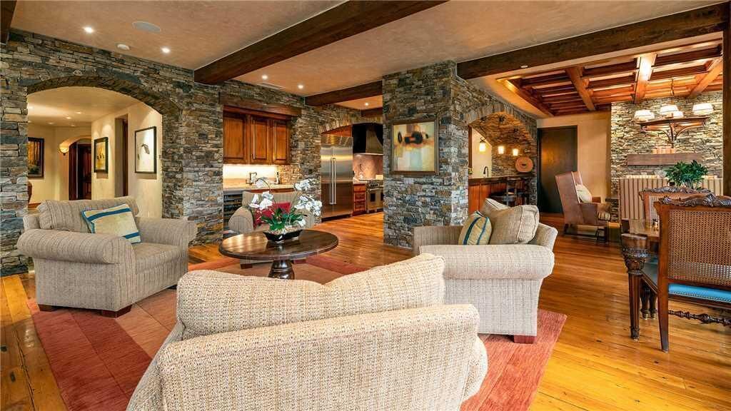 Photo of Livingroom in Mountain Village