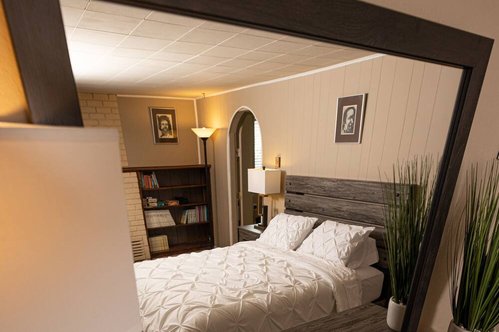 Photo of Bedroom in Alamosa