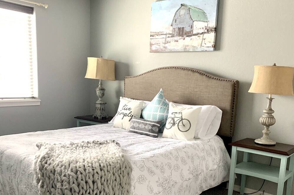 Photo of Bedroom in Woodland Park