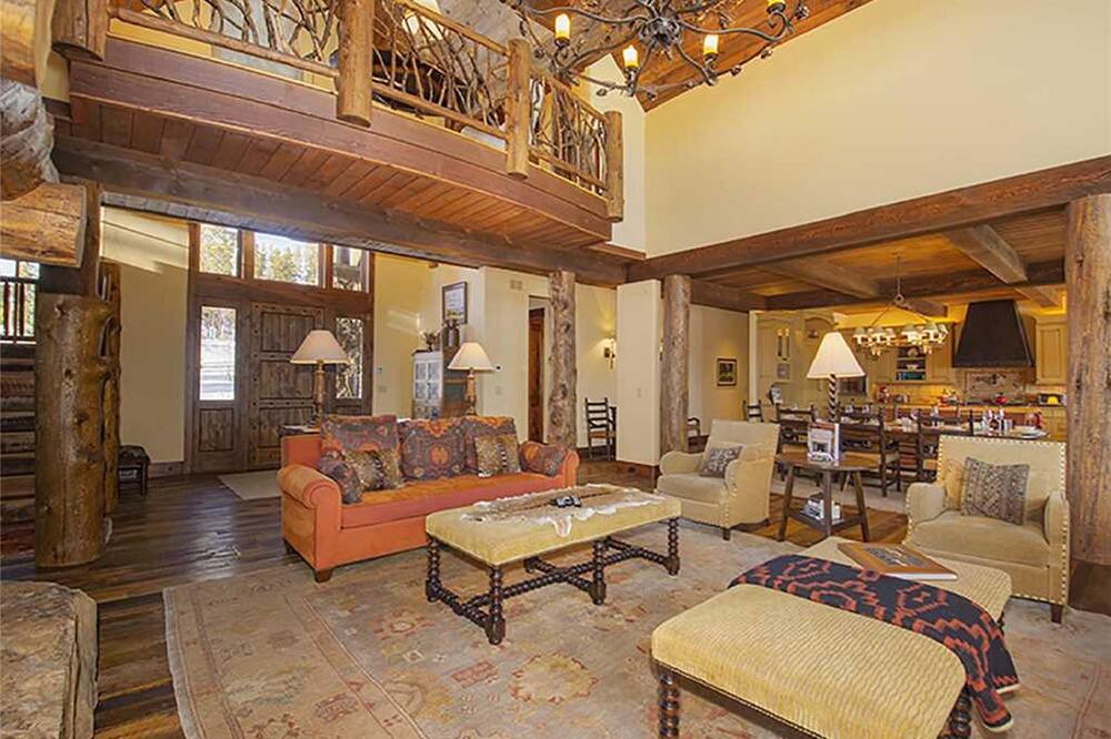Photo of Livingroom in Granby