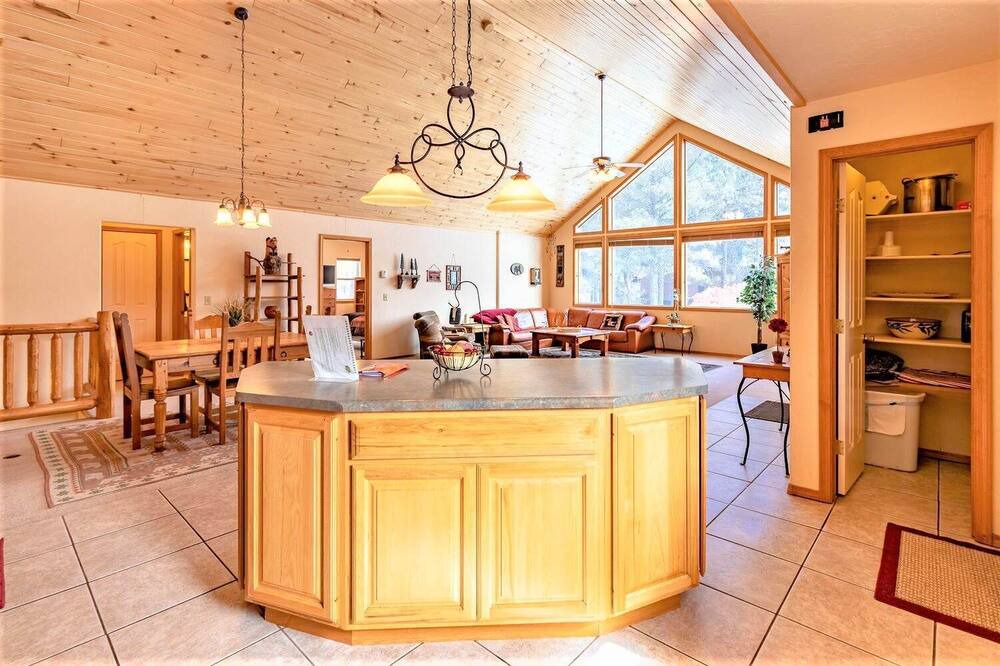 Photo of Kitchen in Twin Creek Village