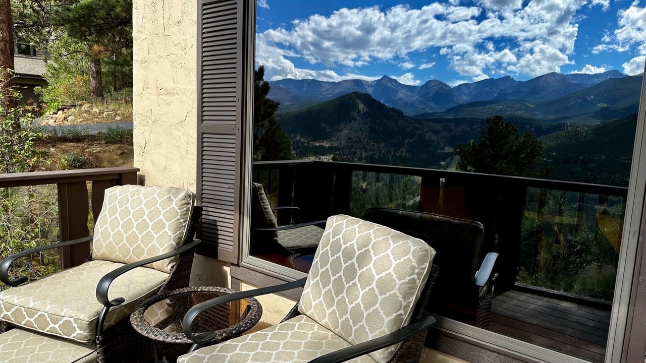 Photo of Patio Balcony in Windcliff Estates