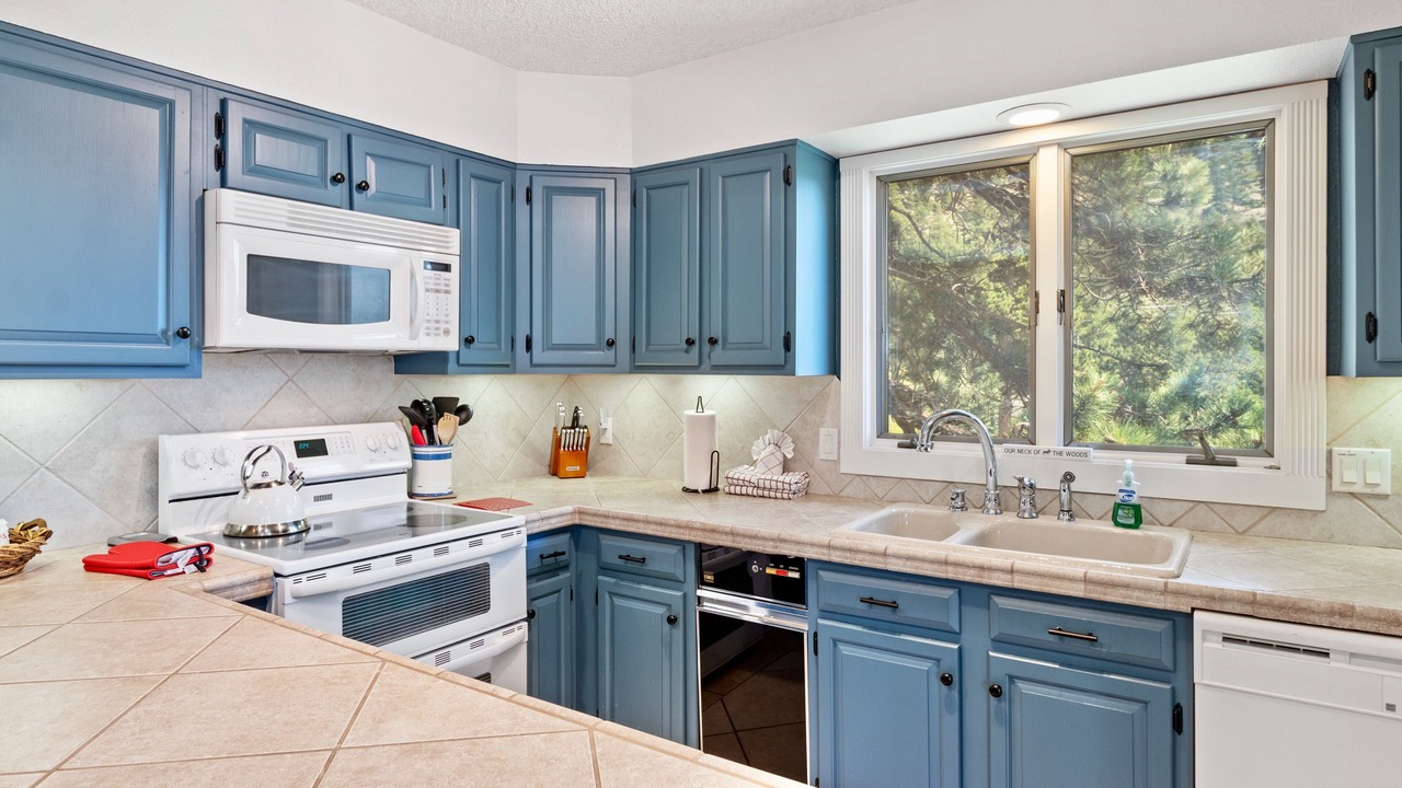Photo of Kitchen in Windcliff Estates