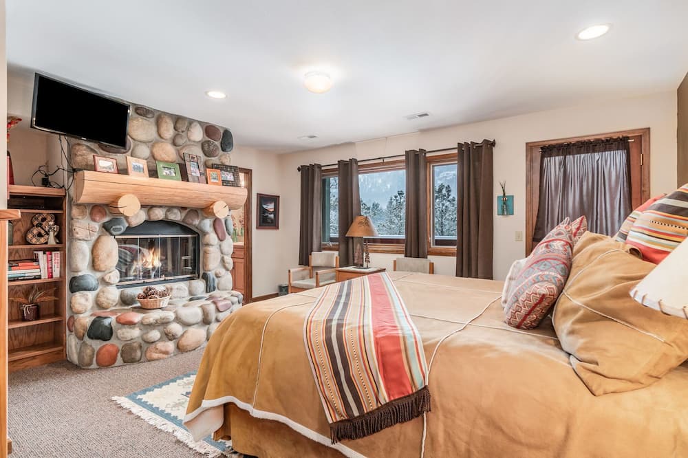 Photo of Livingroom in Aspen Brook