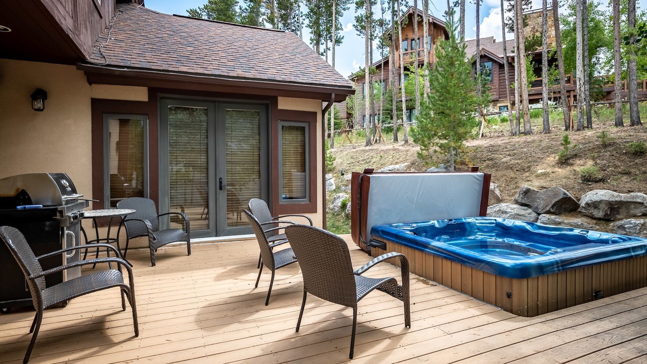 Photo of Outdoor in Boulder Ridge