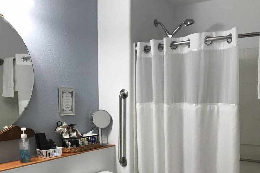 Photo of Bathroom in Clifton