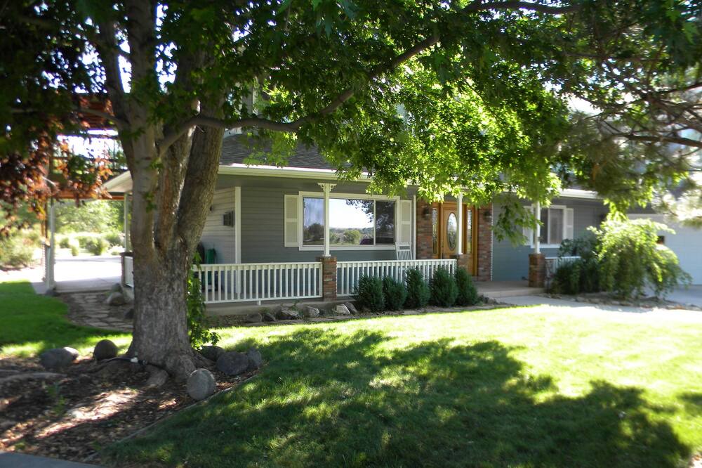 Photo of Outdoor in Clifton