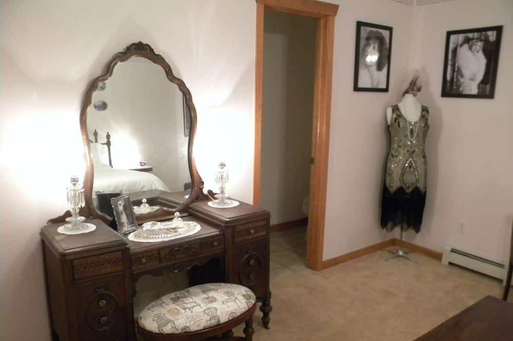 Photo of Bedroom in Clifton