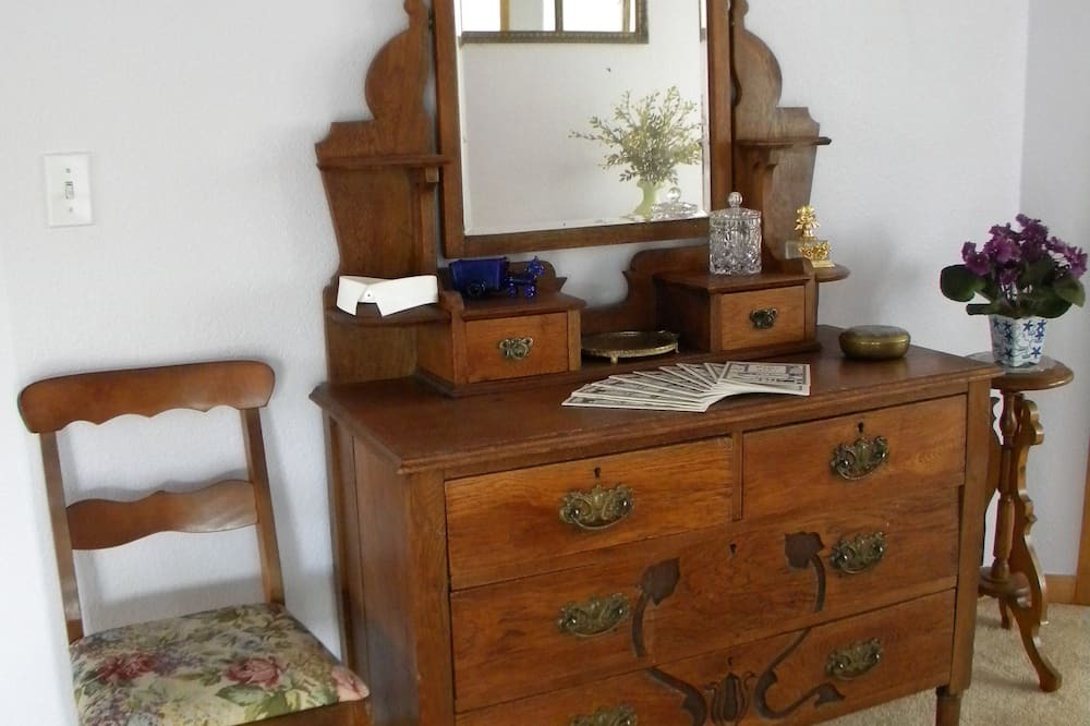 Photo of Bedroom in Clifton