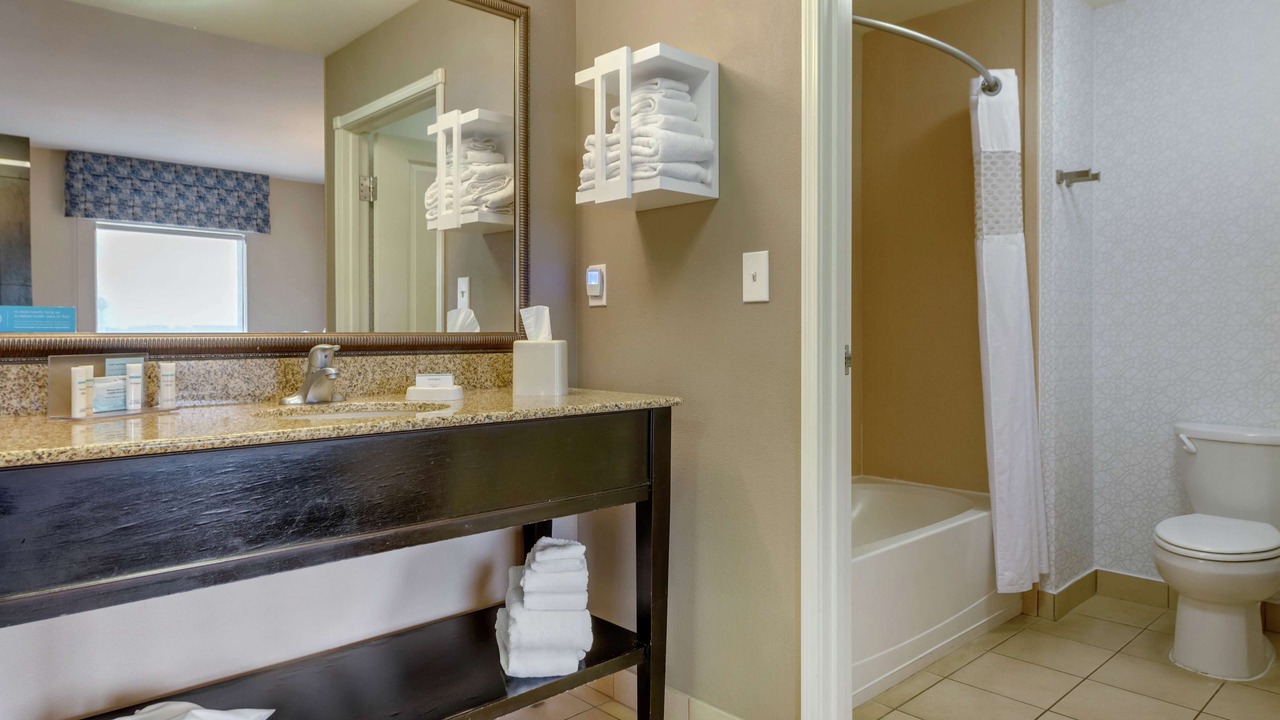 Photo of Bathroom in Alamosa