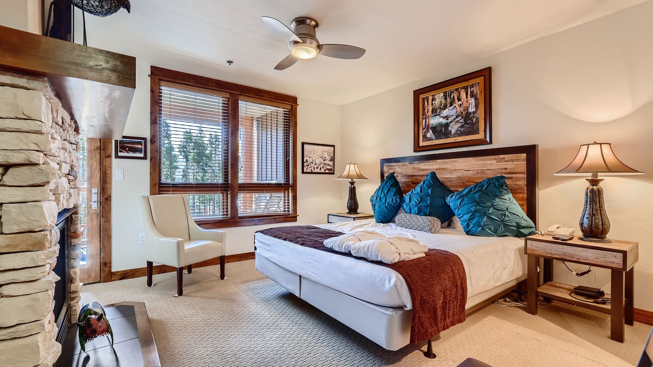 Photo of Bedroom in Four O'Clock