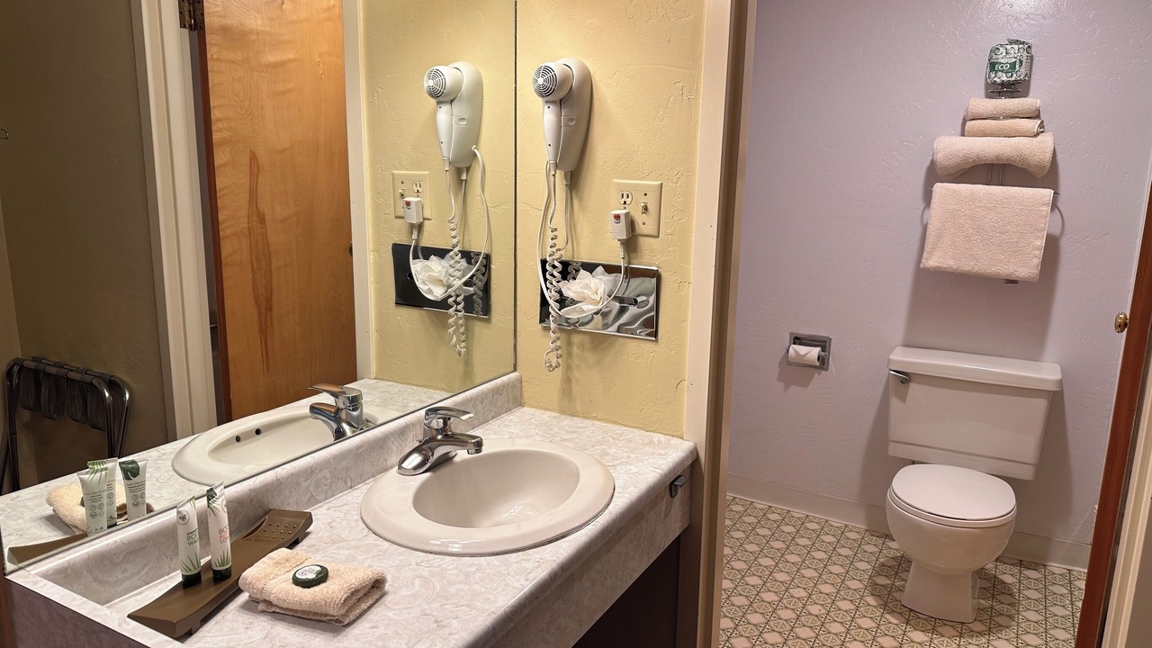 Photo of Bathroom in Rifle