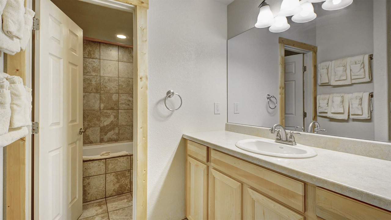 Photo of Bathroom in Woodland Park
