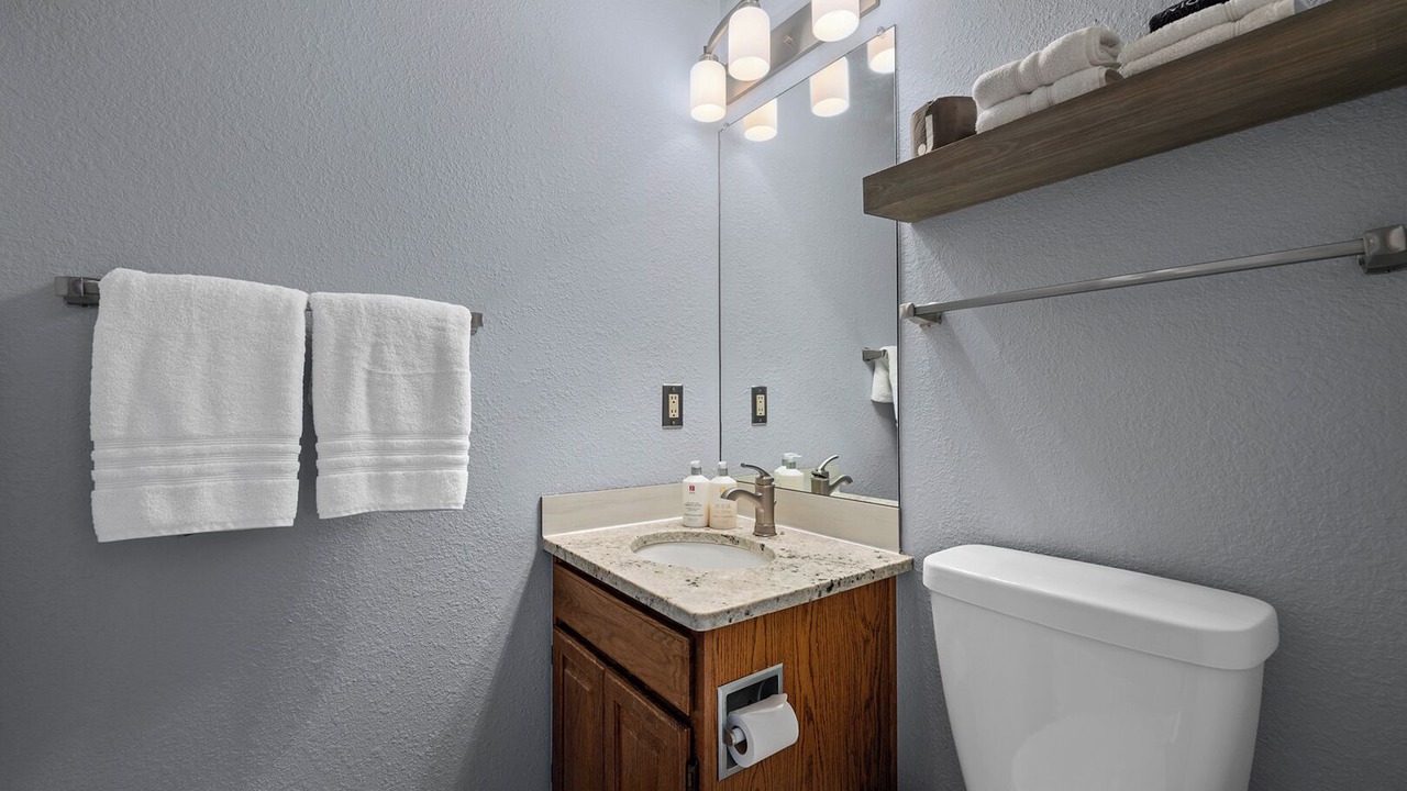 Photo of Bathroom in North Central Evergreen