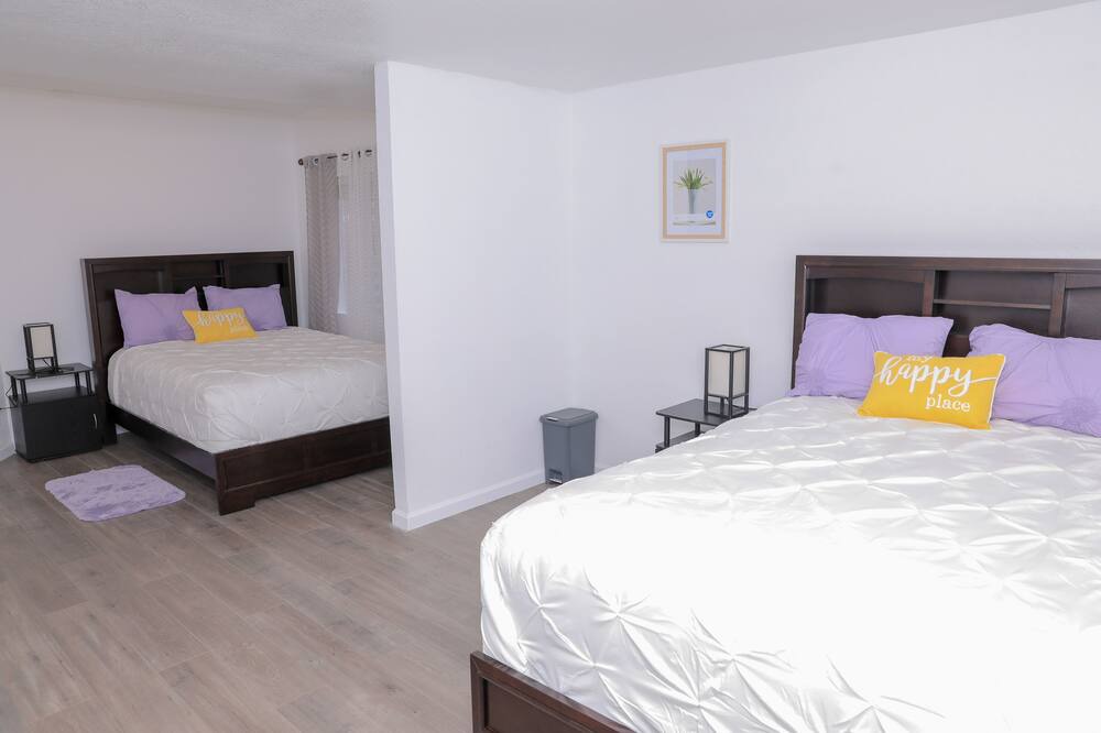 Photo of Bedroom in Green Valley Ranch