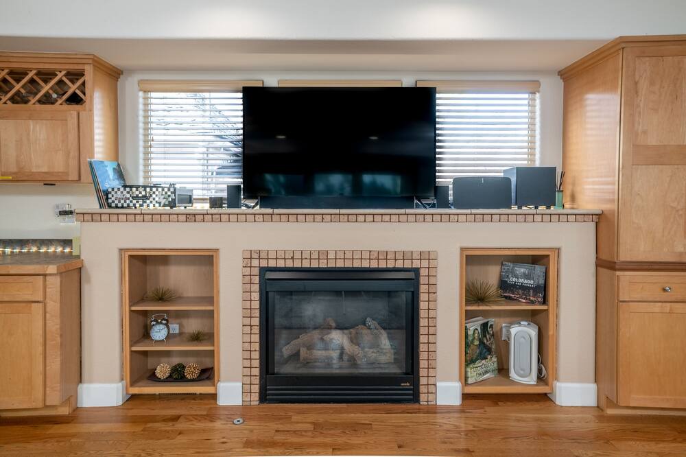 Photo of Livingroom in Curtis Park