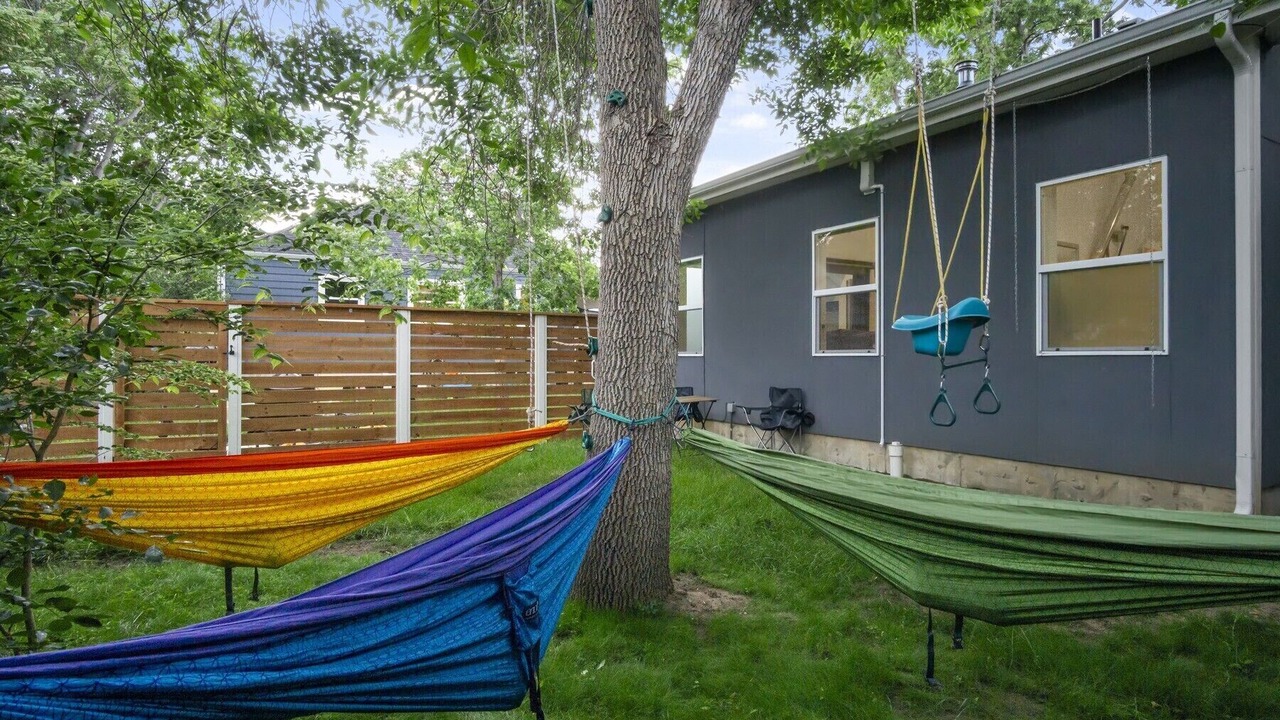 Photo of Outdoor in Barths