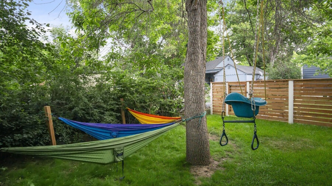 Photo of Outdoor in Barths