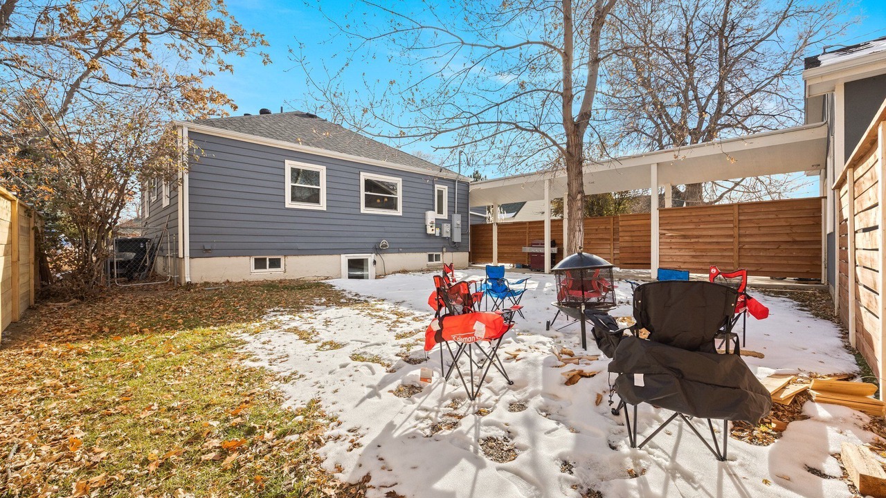 Photo of Outdoor in Barths