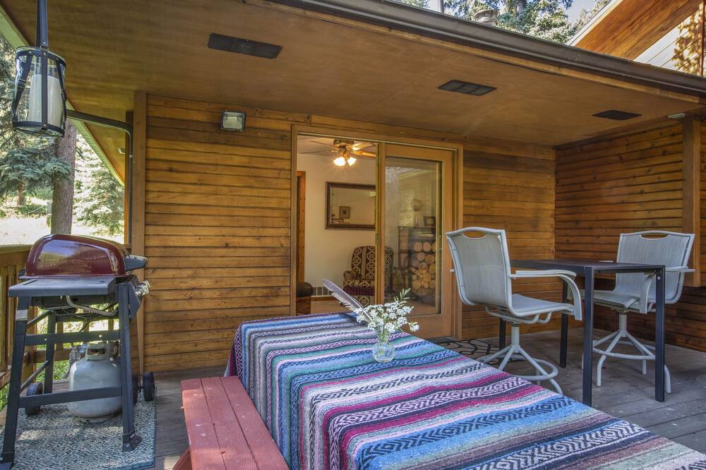 Photo of Patio Balcony in Shadow Mountain