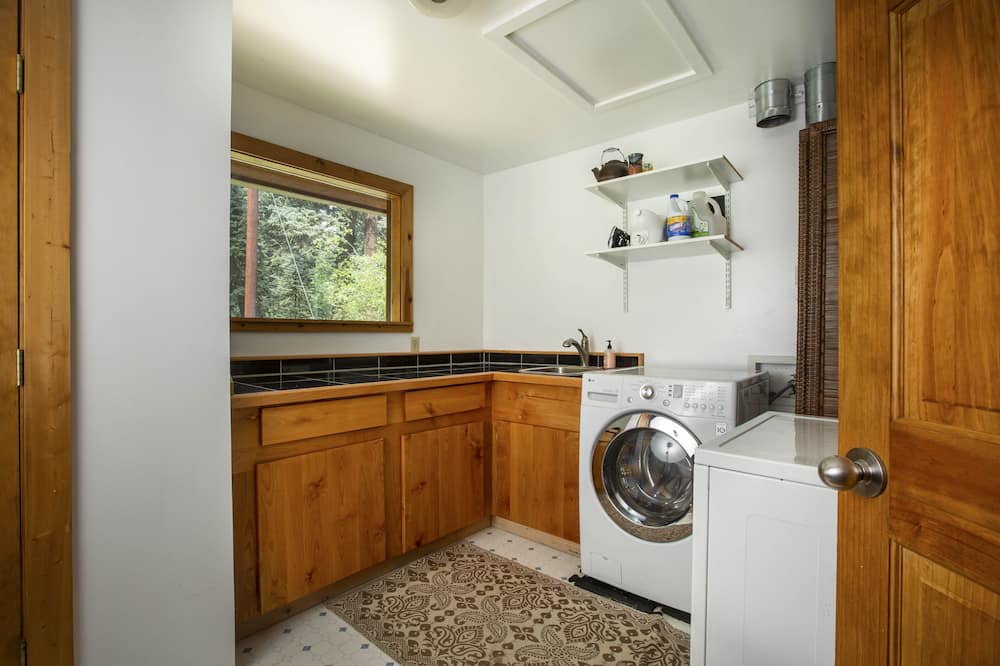 Photo of Kitchen in Shadow Mountain