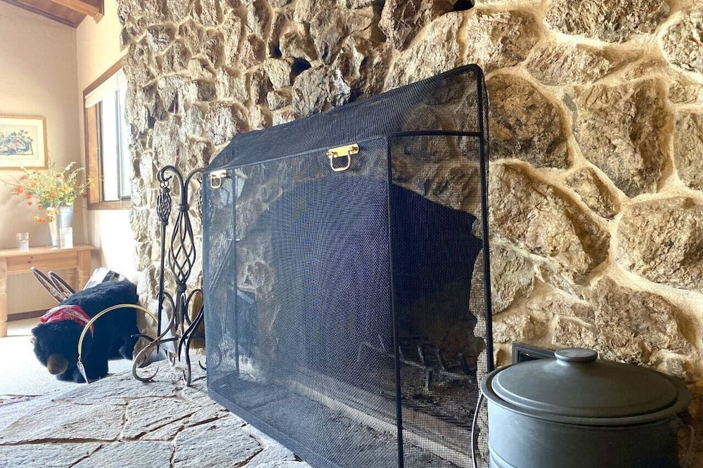 Photo of Bedroom in Alpine Village