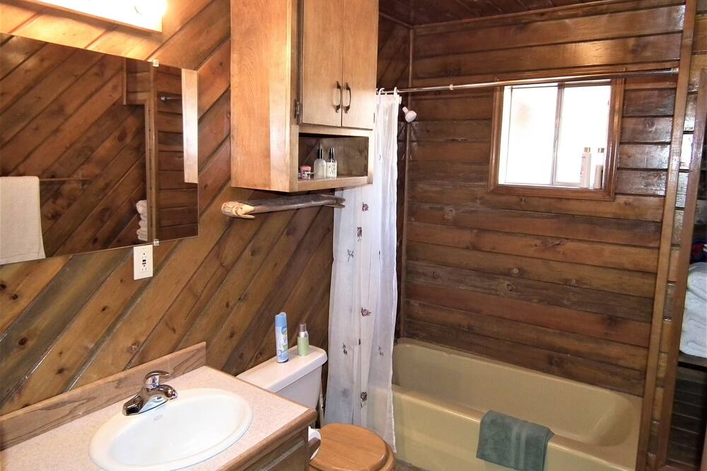 Photo of Bathroom in Alpine Village