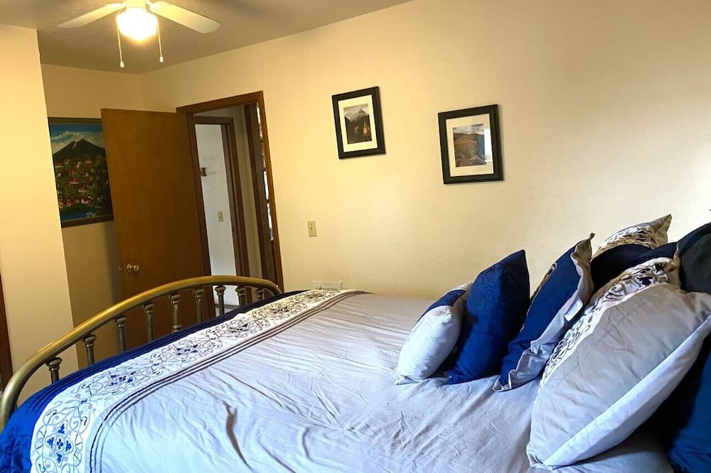 Photo of Bedroom in Alpine Village