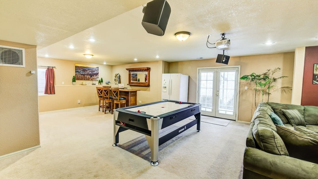 Photo of Bedroom in Northeast Colorado Springs