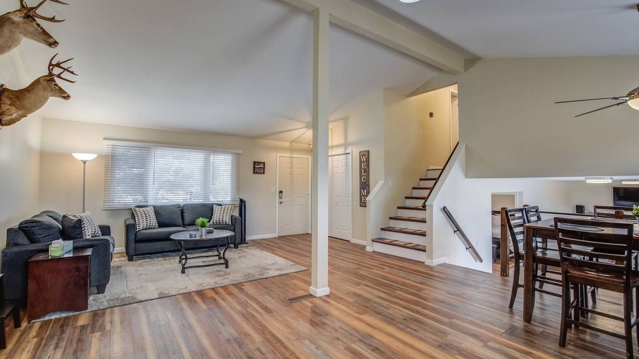 Photo of Livingroom in Northeast Colorado Springs