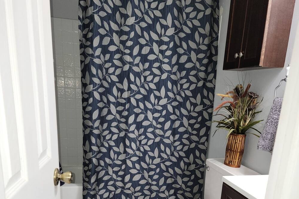 Photo of Bathroom in Eagle