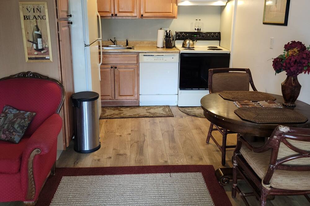 Photo of Kitchen in Eagle