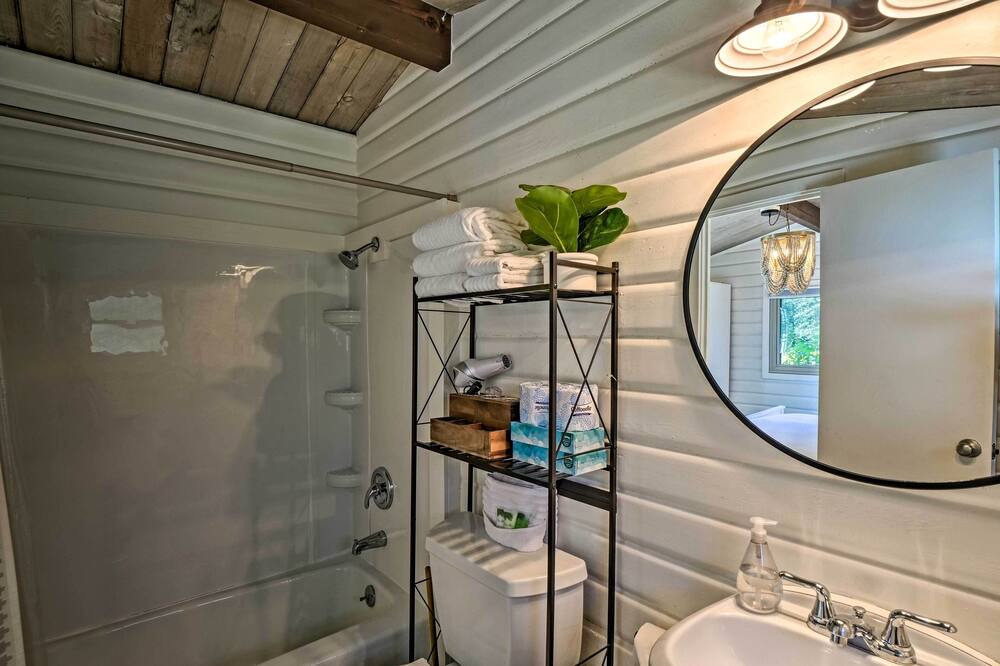 Photo of Bathroom in Blue River