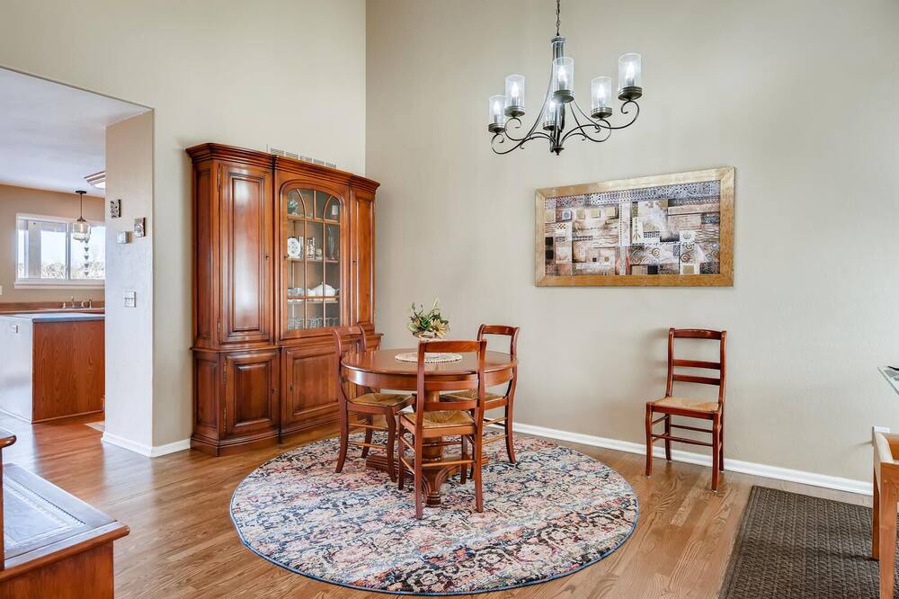 Photo of Livingroom in Westridge