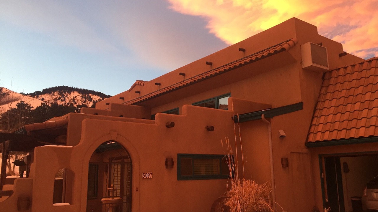 Photo of Outdoor in Golden