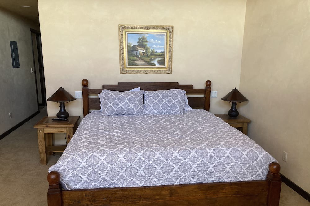 Photo of Bedroom in Marvel