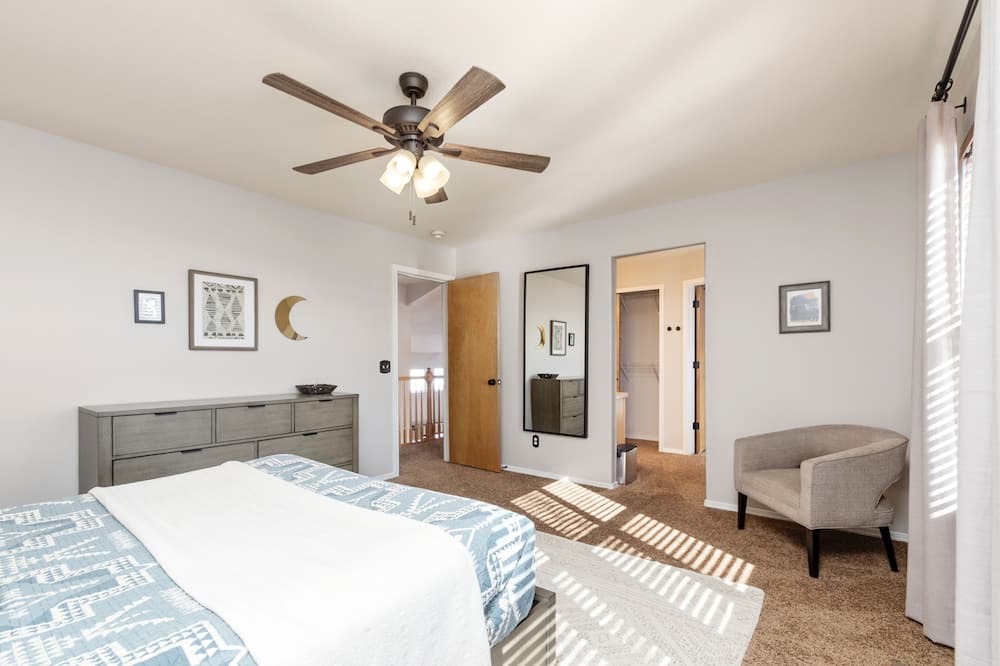 Photo of Bedroom in Cheyenne Meadows