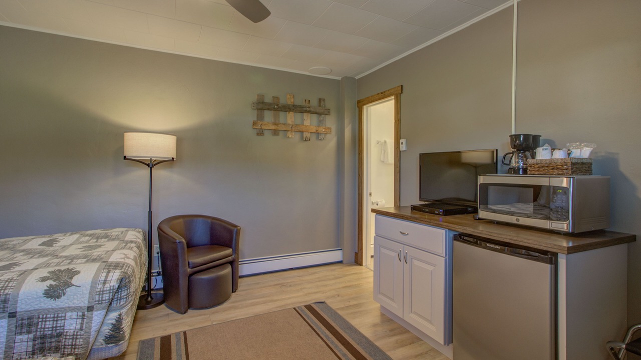 Photo of Bedroom in Oak Creek