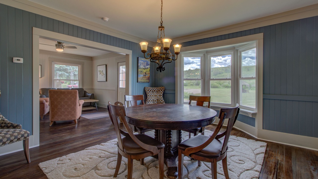 Photo of Bedroom in Oak Creek