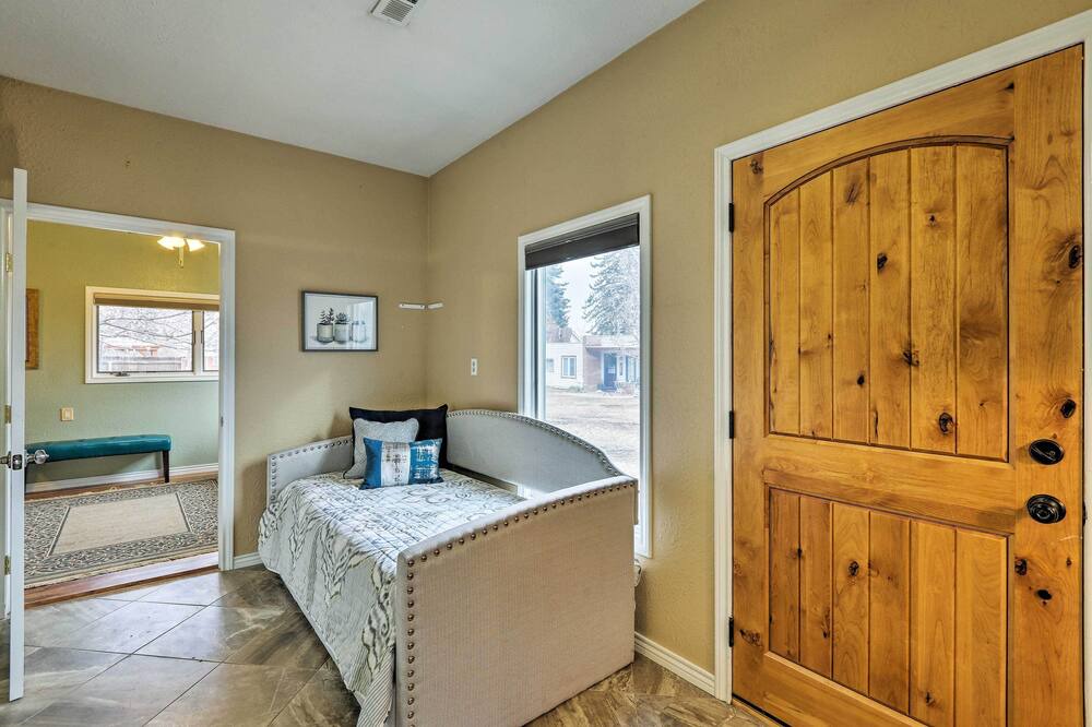 Photo of Bedroom in Creighton