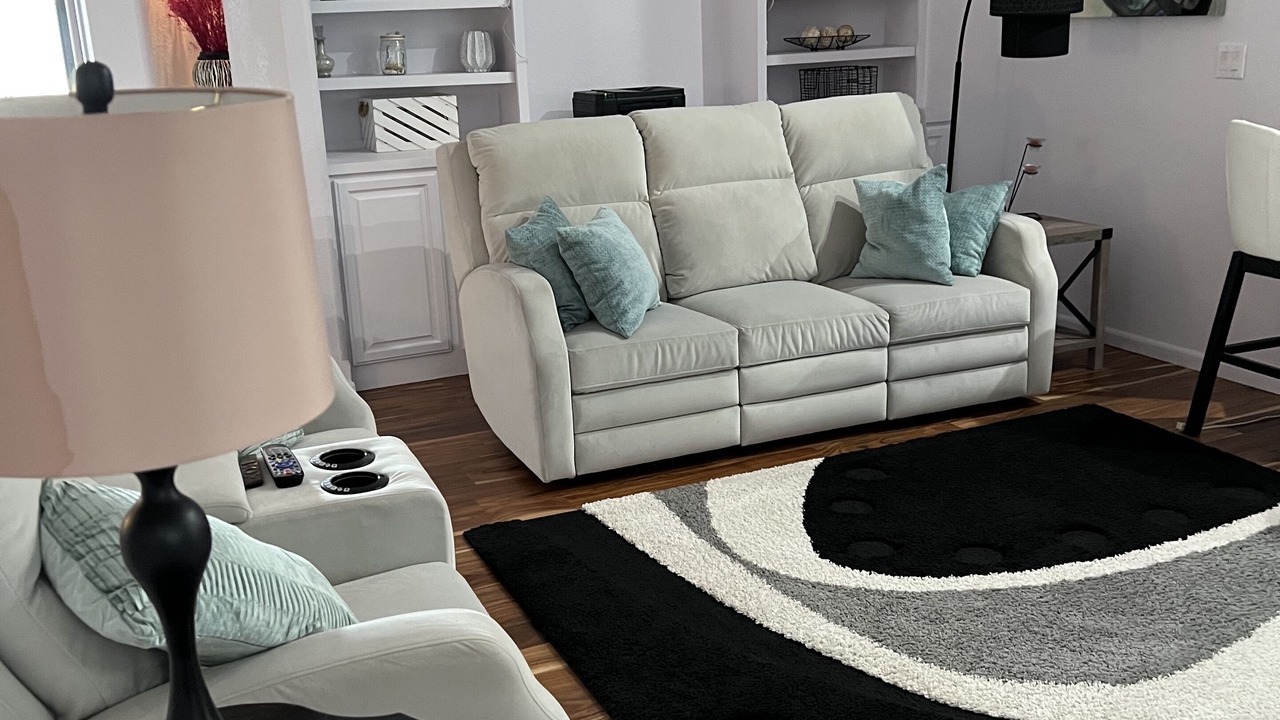 Photo of Livingroom in Milliken