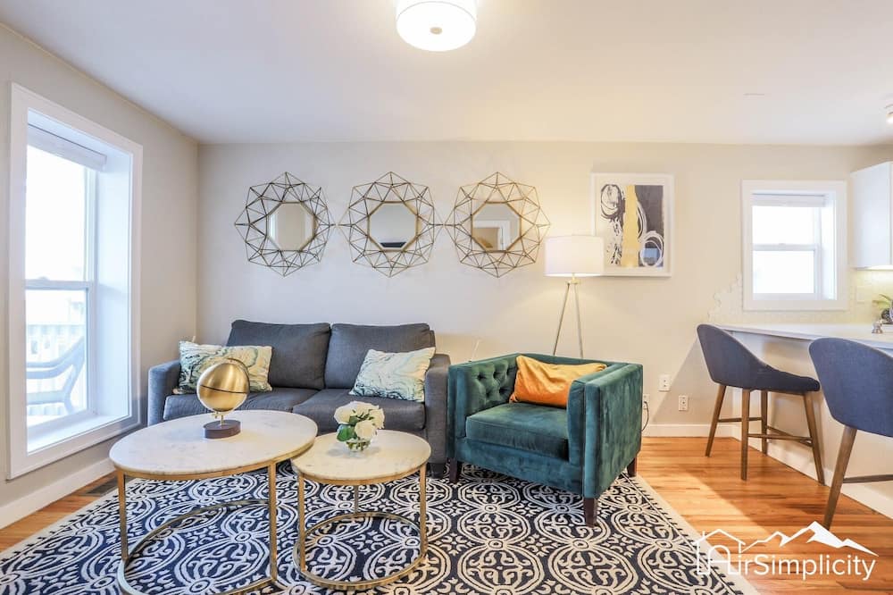 Photo of Bedroom in Jefferson Park