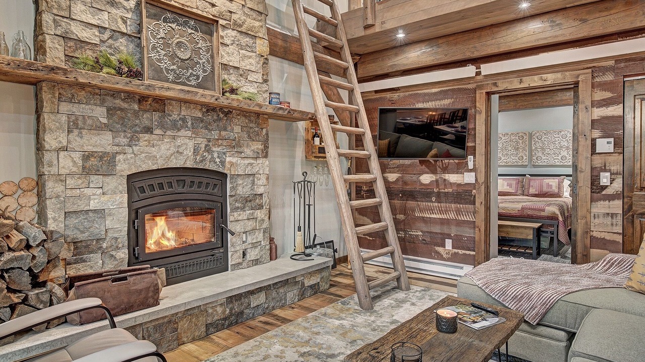 Photo of Bedroom in Coal Creek