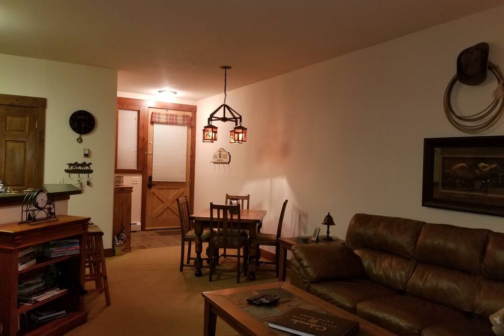 Photo of Livingroom in Granby