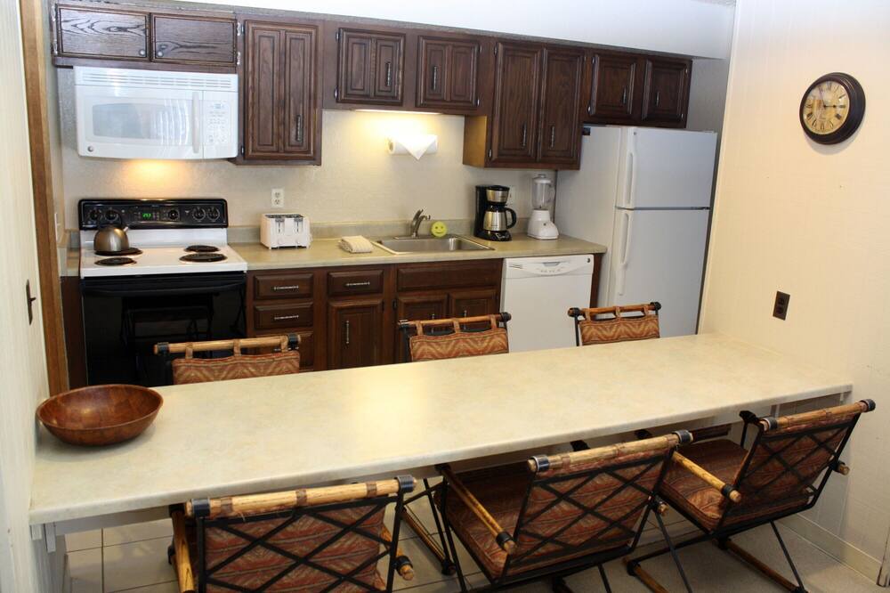 Photo of Kitchen in Peak 8