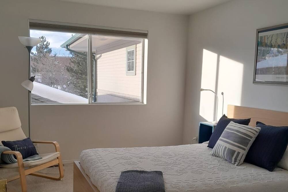 Photo of Bedroom in Louisville
