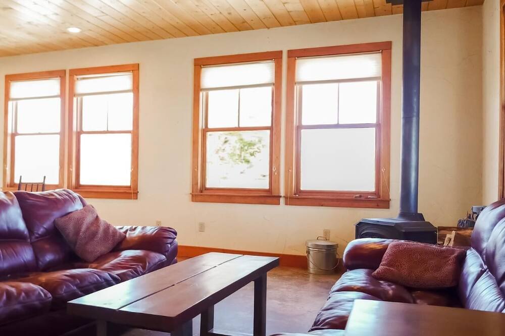 Photo of Livingroom in Red Wing