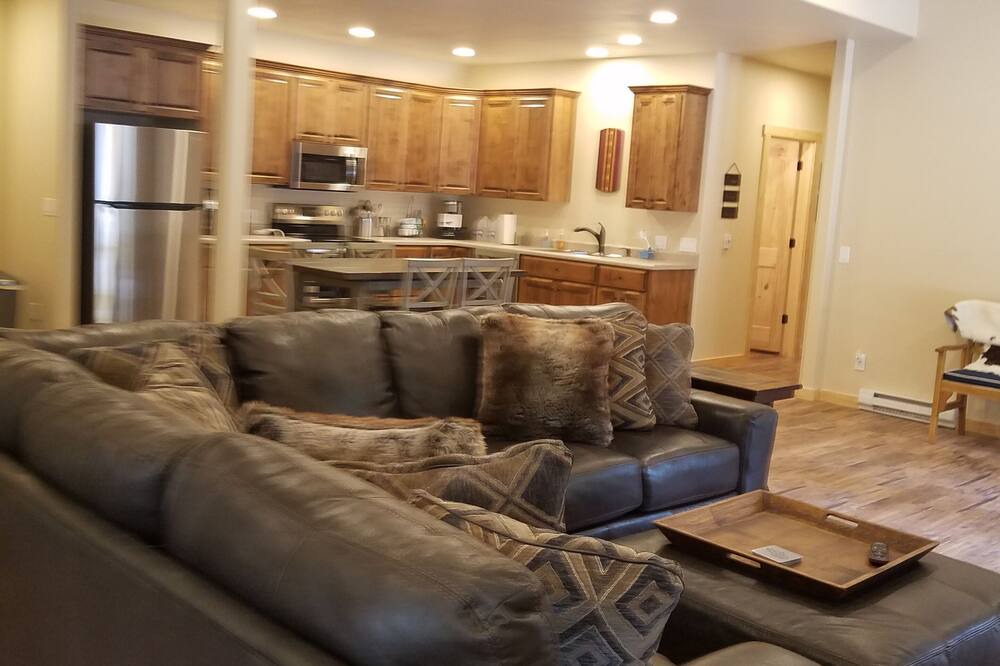 Photo of Livingroom in Carbondale
