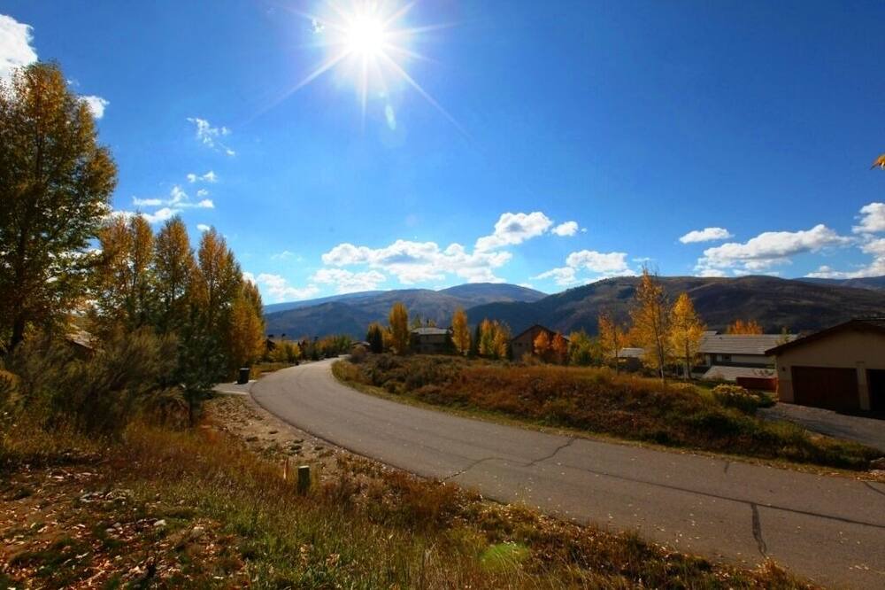 Photo of Outdoor in Singletree