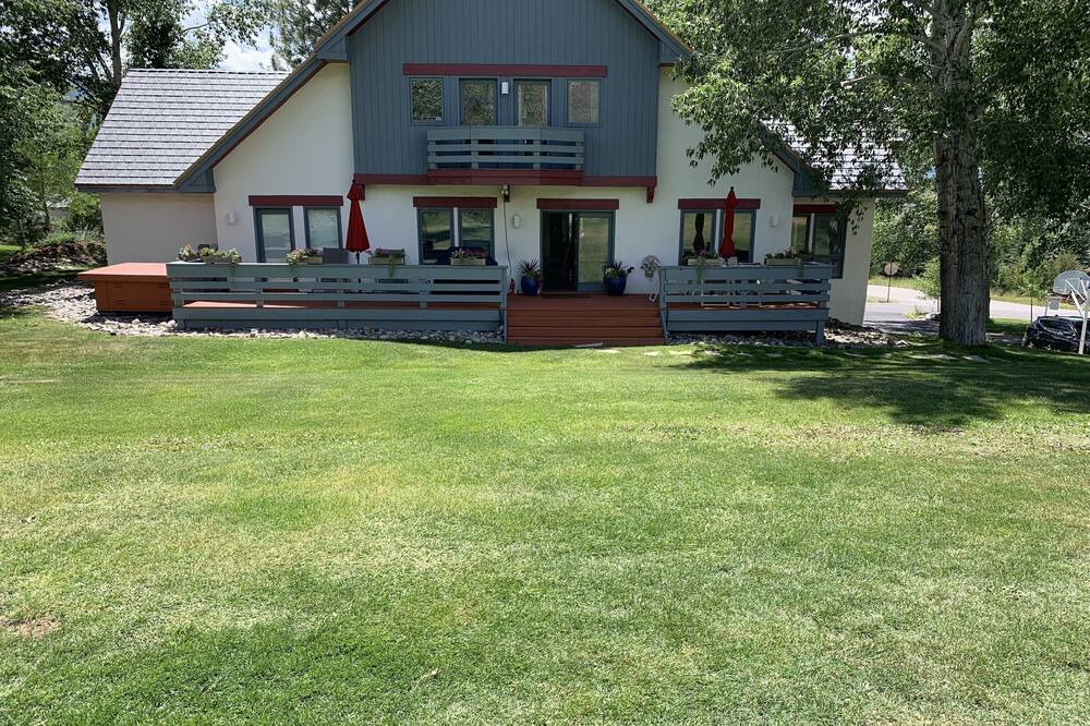 Photo of Outdoor in Singletree